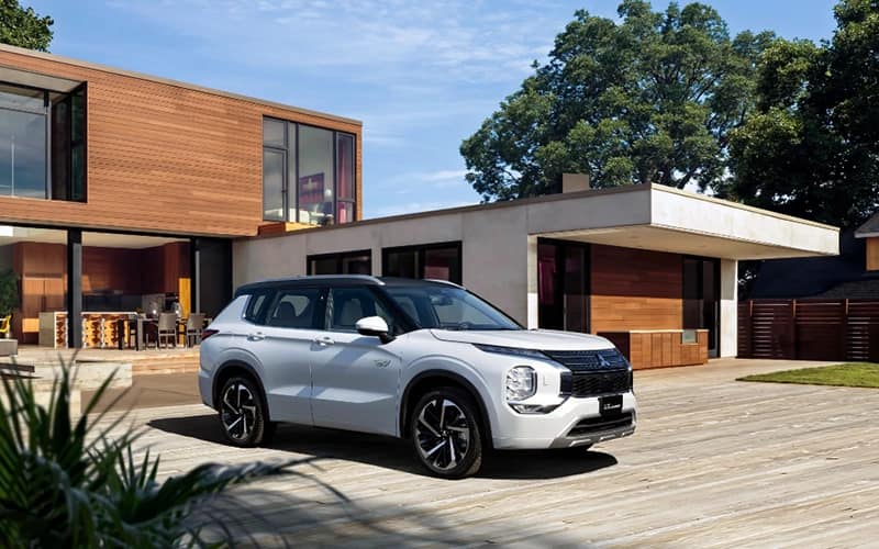 MIT WEEK -Outlander SIGNATURE